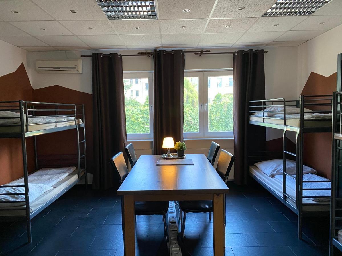 Premium Hostel Берлин Экстерьер фото